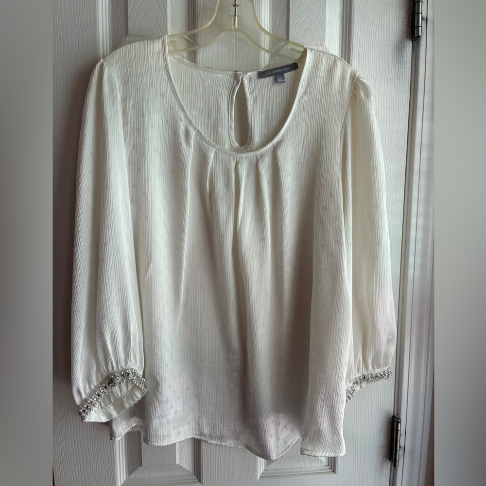 NY Collection Ivory Textured Top jeweled